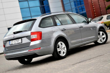 Škoda Octavia 1.6 TDI 105KM Klima Pdc Polski Salon Serwis Płock - zdjęcie 3