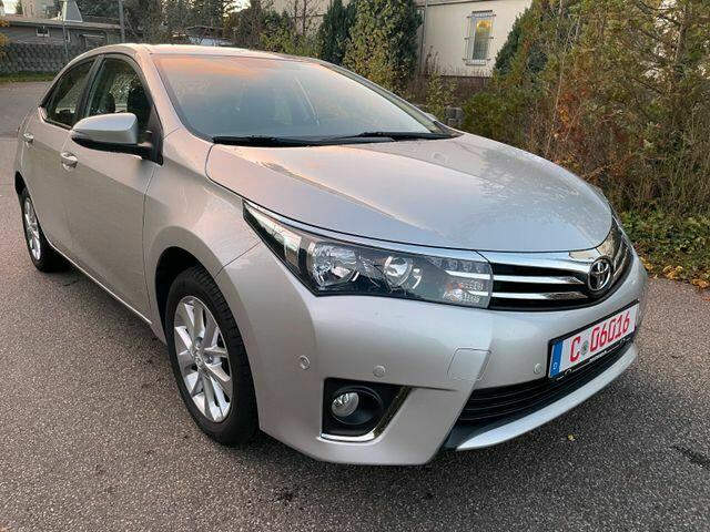 Toyota Corolla 1.6 ACTIV Rawicz - zdjęcie 3