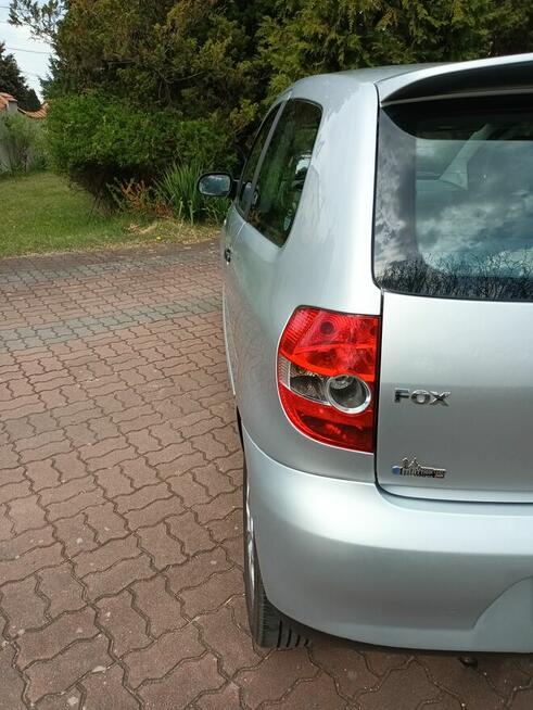 VW Fox 1,2 benzyna 2011 rok Klimatyzacja Zadbany 50KM Aleksandrów Łódzki - zdjęcie 10