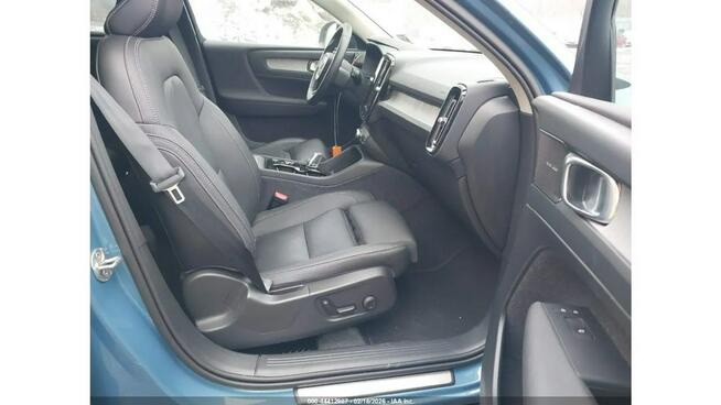 Volvo XC 40 4x4 / najbogatsza wersja ULTIMATE / niski przebieg Tarnów - zdjęcie 10