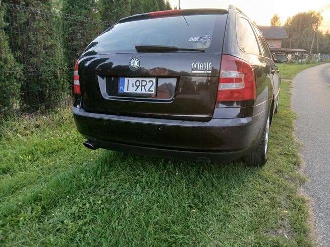 Skoda Octavia II 1.6 Elegance 1.6FSI 116KM jasne wnętrze Szczerbice - zdjęcie 2