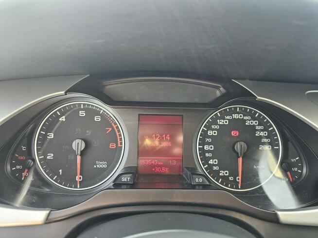 AUDI A4 B8 ! Stan bardzo dobry ! Turek - zdjęcie 1