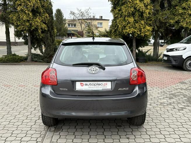 Toyota Auris Rezerwacja Tarnowskie Góry - zdjęcie 7