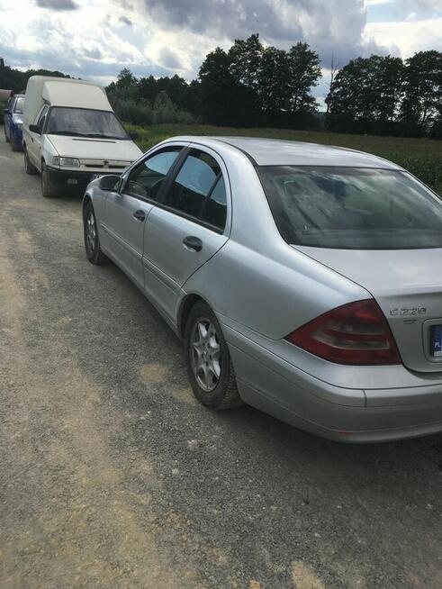 Mercedes C klasa 2003 r 2:2 diesel Kraków - zdjęcie 8