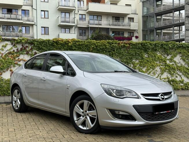 Opel Astra 1.4 Turbo, Sedan, BDB stan, Oryginalny Lakier Tarnowskie Góry - zdjęcie 6