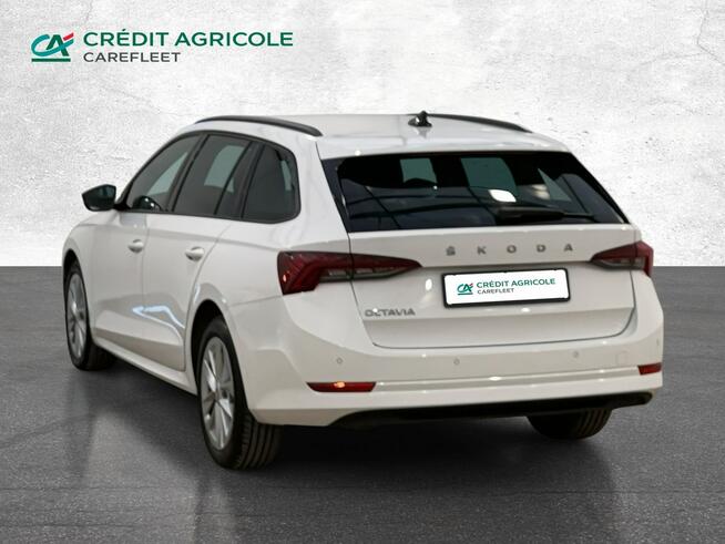 Skoda Octavia 2.0 TDI Ambition Kombi Warszawa - zdjęcie 7