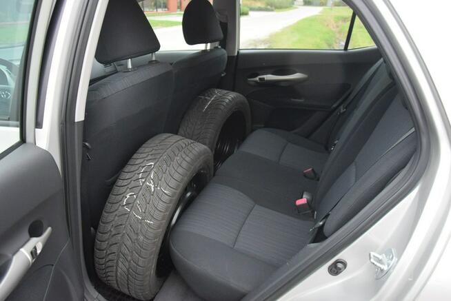 Toyota Auris 1.6B Klima/ 127 Tys Km/ 2 Kpl Kół/ Super Stan ! Majdan Sieniawski - zdjęcie 12