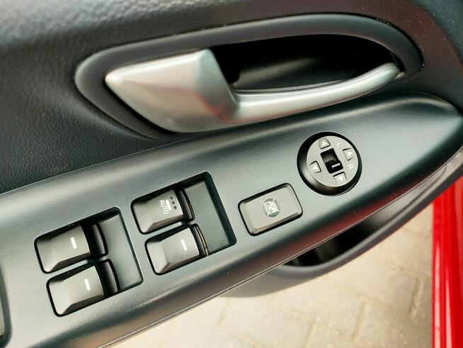 Kia Rio 1.4 benzyna Klimatyzacja Grzane fotele Grzana kierownica Burzenin - zdjęcie 11