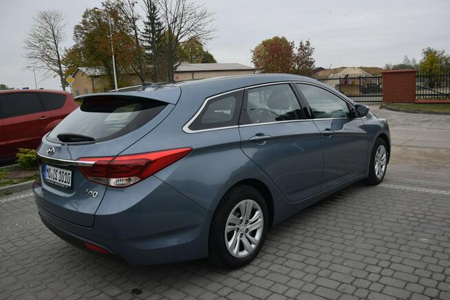 Hyundai i40 1.6B 2015r Lift Led Klima Serwisowany Sprowadzony Majdan Sieniawski - zdjęcie 11
