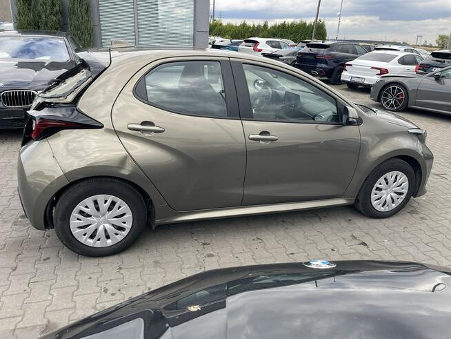 Toyota Yaris Hybryda Automat Kamera Podgrzewanie Gliwice - zdjęcie 2