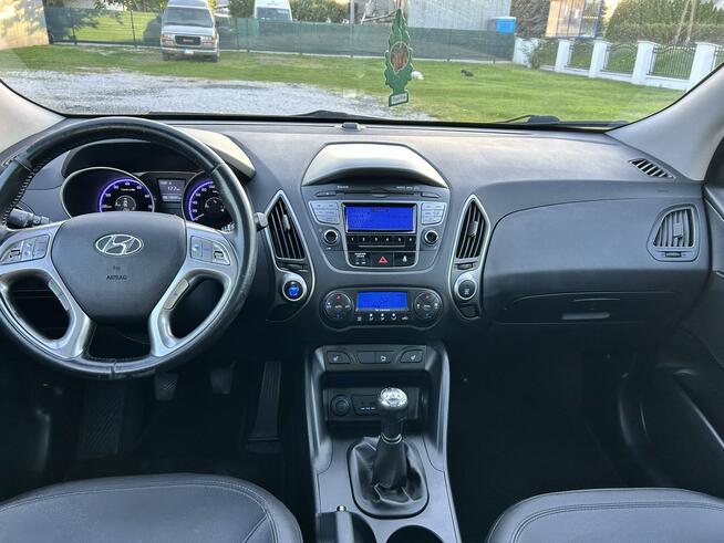 Hyundai ix35 Tylko 130 tyś km 2,0 MPI Nowe Iganie - zdjęcie 9