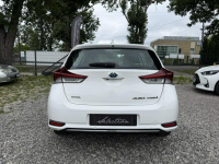 Toyota Auris 1.8 HSD 136KM  Serwisowany Kamera Ładny stan Otwock Mały - zdjęcie 6