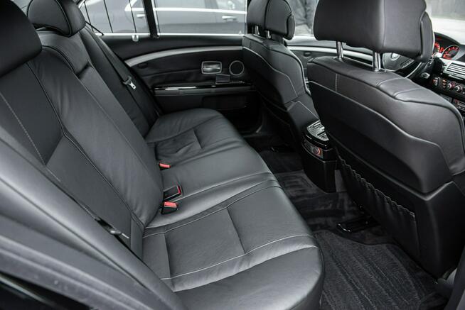 LCI ! 740i 306KM ! Full Opcja ! Super Stan ! Zadbana ! po Opłatach ! Zwoleń - zdjęcie 9