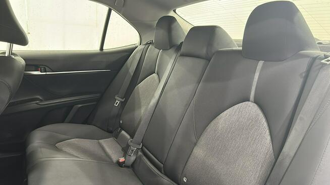 Toyota Camry 2,5 Hybrid Comfort CVT Warszawa - zdjęcie 12