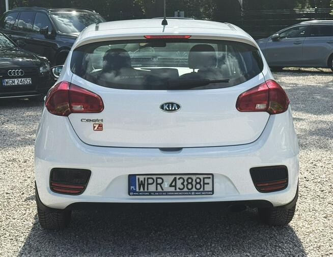Kia Cee'd 1.4 100kM Salon Polska ! Bardzo dobry stan ! VAT 23% ! Pęcice - zdjęcie 4