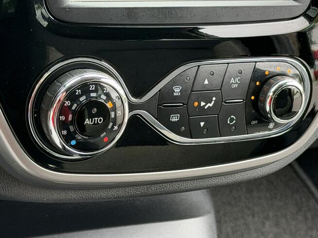 Renault Captur 1,5dCi 90KM Navi/Led/Pod.Fotele/Tempomat/Alu/Hak Węgrów - zdjęcie 8