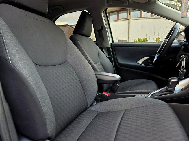 Toyota Yaris Hybrid 1.5 Benz. 116KM 2021r LED, Kamera, Tempomat Tychy - zdjęcie 7