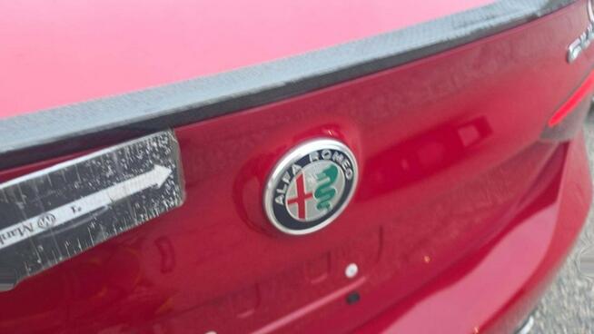 Alfa Romeo Giulia Wersja Ti / AWD / niski przebieg Chwaszczyno - zdjęcie 12