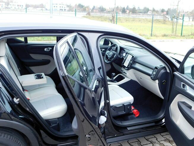 Volvo XC 40 z Gwarancją Beżowa Tpicerka Kamera Model 2021r Żyrardów - zdjęcie 10