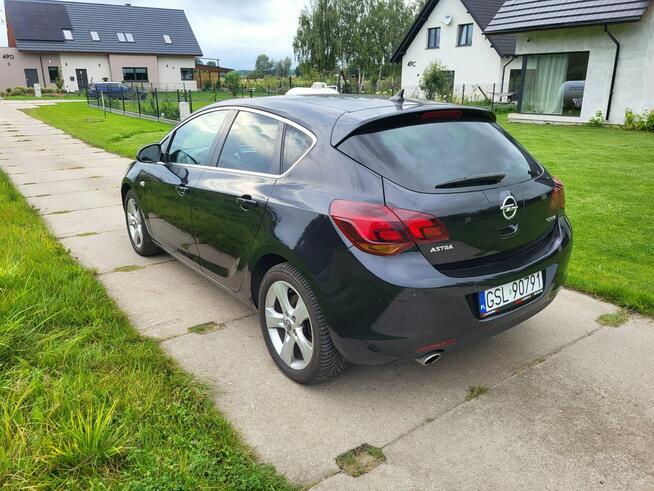 Opel Astra 1,6 Turbo 180KM, nagłośnienie Infinity, mały przebieg Słupsk - zdjęcie 3