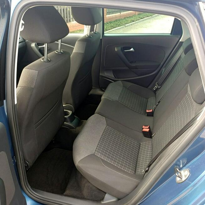 Volkswagen Polo TSi  90KM  Klimatronic Suchorzew - zdjęcie 8
