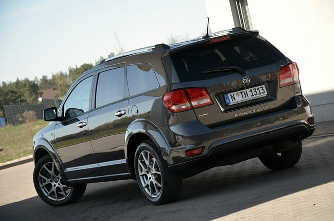 Fiat Freemont 2,0*170KM*7-osób*Skóry*Navi*Kamera*Automat Ostrów Mazowiecka - zdjęcie 8