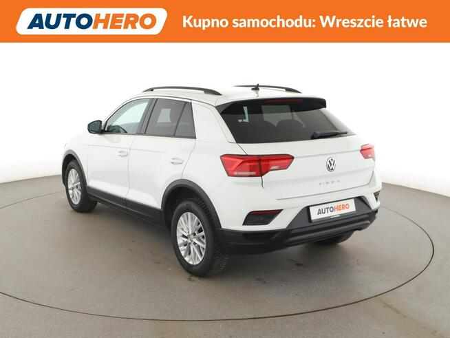 Volkswagen T-Roc navi klima auto grzane fotele czujniki parkowania Warszawa - zdjęcie 4