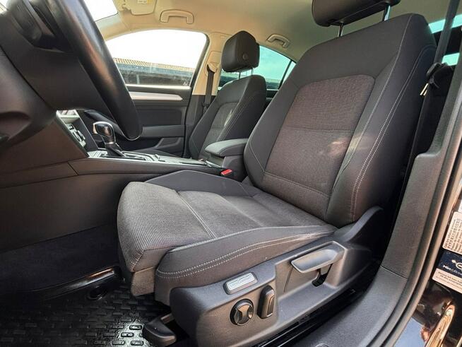 Volkswagen Passat Sadlno - zdjęcie 9