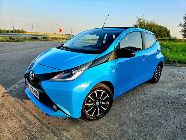 Toyota Aygo 1.0 Wave 2 fabryczny rozsuwany dach Więcławice Stare - zdjęcie 12