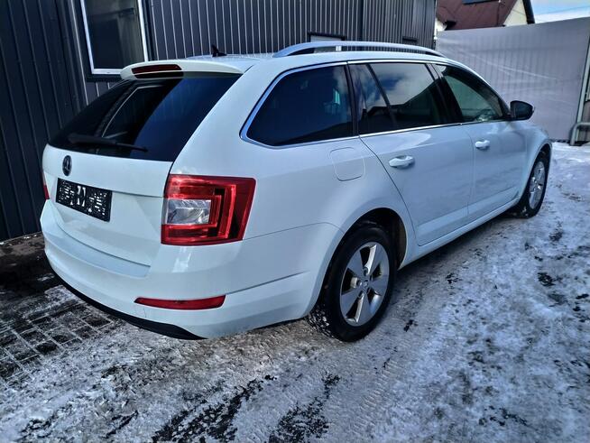 Škoda Octavia 1.4 TSI   Bi-Xenon PDC Radar Hak  Webasto Zarejstrowany Strzała - zdjęcie 7