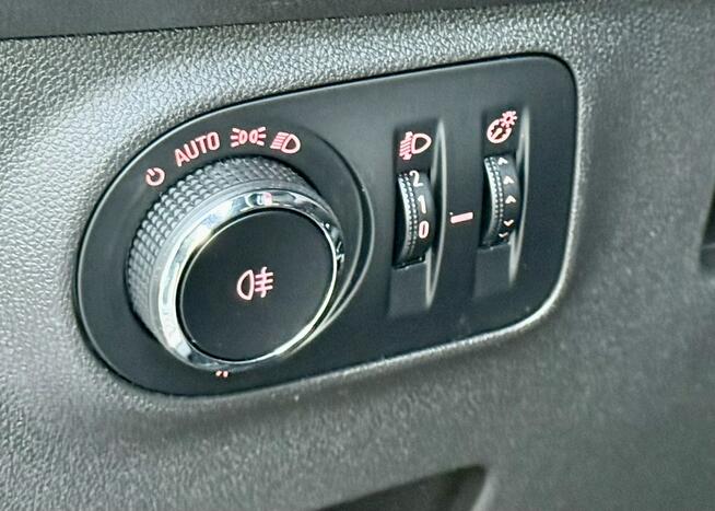 Opel Adam 1.4 87KM benzyna, panoramadach, klimatronik Olsztyn - zdjęcie 11