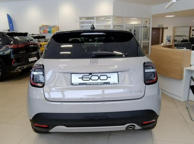 Fiat 600 1.2DCT 110KM La Prima Kremowy Cappucino z czarnym dachem Piła - zdjęcie 3