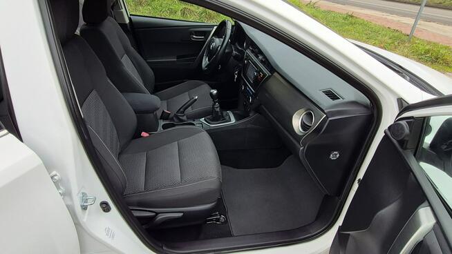 Toyota Auris _1.6 132KM_Navi_Led_Kamera_Climatronic_Serwis_ Płock - zdjęcie 8