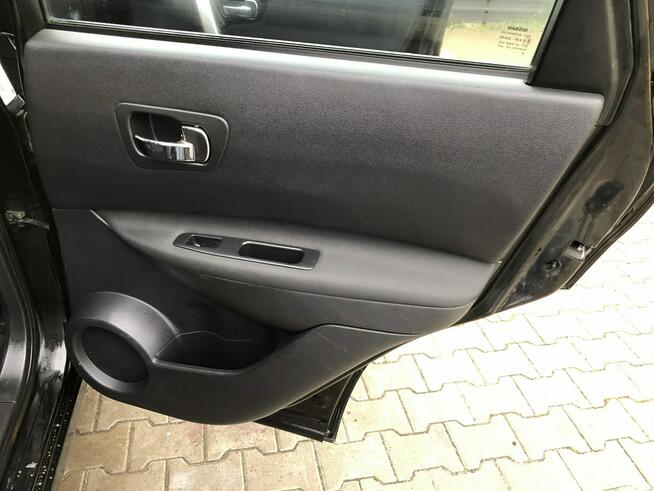 Nissan Qashqai Bardzo zadbana - oryginalny przebieg - 1 WŁAŚCICIEL !!! Poznań - zdjęcie 10