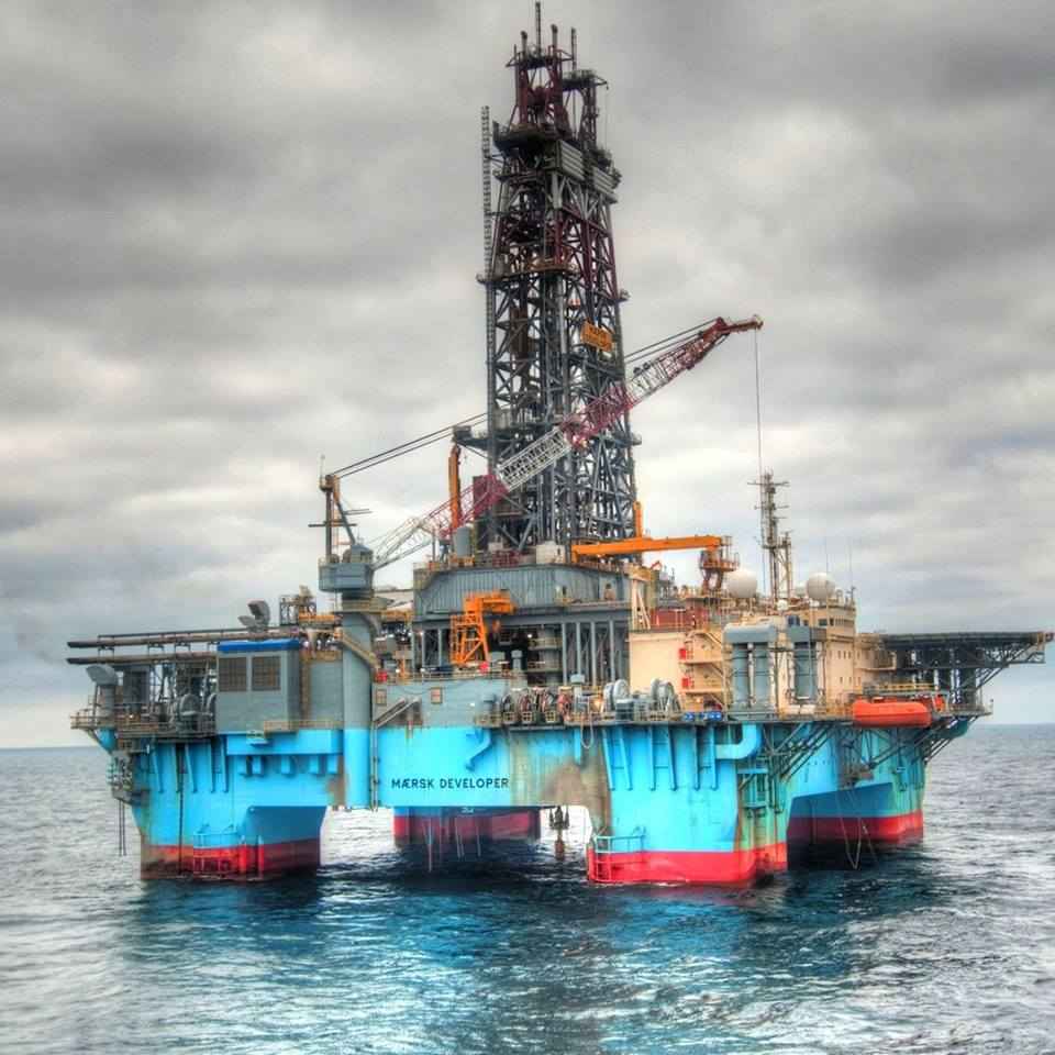 platformy wiertnicze , terminale przesyłowe , statki oil/gas . Gdynia - zdjęcie 2