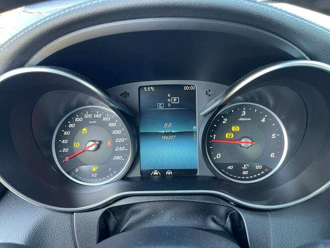 Mercedes C 300 Automat 4Matic Skóra Kamery360 Klimatronik 245 KM Gliwice - zdjęcie 10