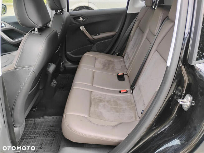 Peugeot 2008 2013r, 1.6HDI 115KM. Panorama. LED. 154000km. Parczew - zdjęcie 11