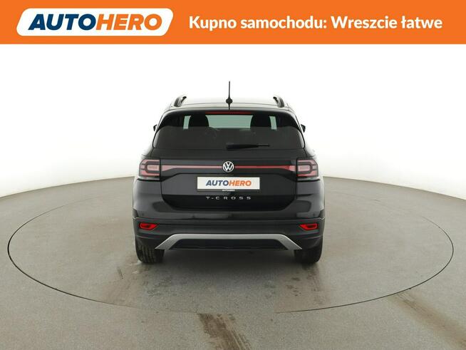 Volkswagen T-Cross navi PDC grzane fotele climatronic tempomat Warszawa - zdjęcie 6