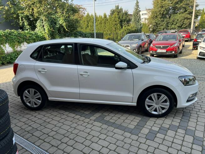 Volkswagen Polo 1,0 75KM Klimatyzacja Orzech - zdjęcie 4