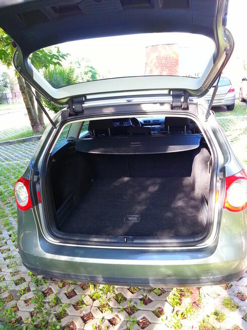 Volkswagen Passat B6 2.0 TDI Comfortline Leńcze - zdjęcie 4