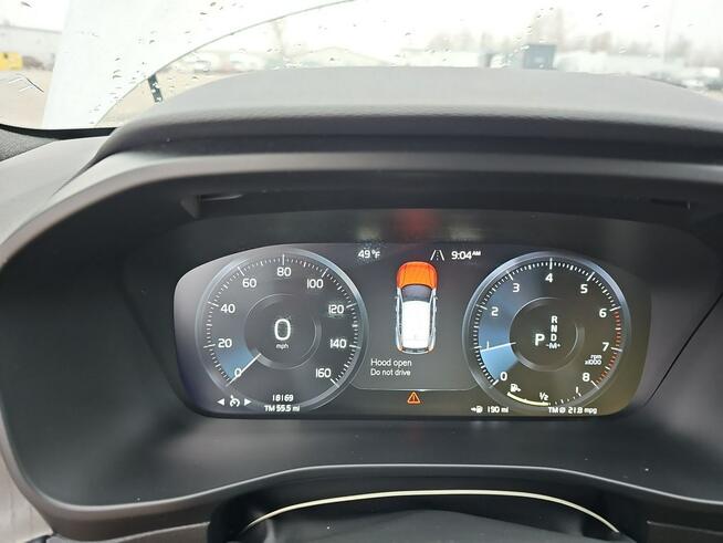 Volvo XC 40 INSCRIPTION / AWD / T5 / niski przebieg Chwaszczyno - zdjęcie 9