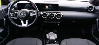 Mercedes CLA 200 163KM 7G-DCT Kamera Navi LED Keyless Asyste Sosnowiec - zdjęcie 8