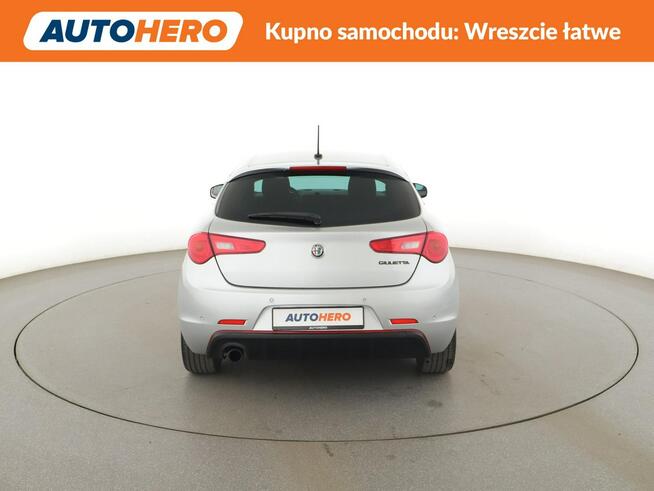 Alfa Romeo Giulietta navi klima auto czujniki parkowania Warszawa - zdjęcie 6