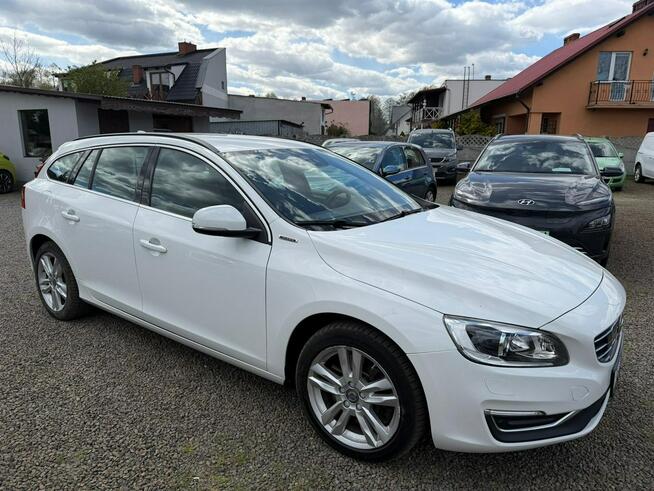 Volvo V60 automat, navi, kamera, AWD, gwarancja! Zbąszyń - zdjęcie 11