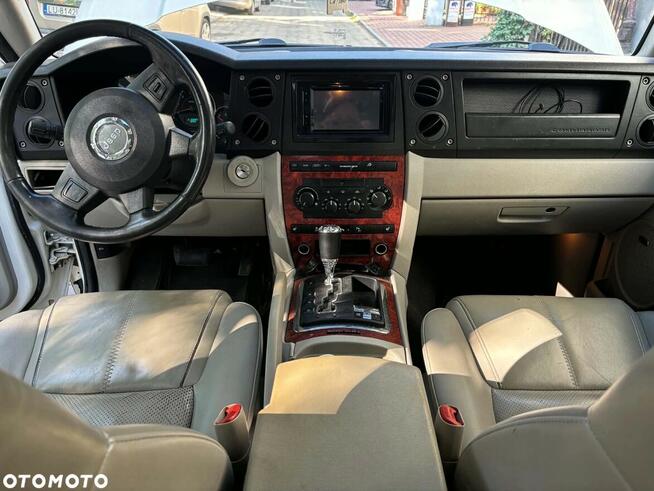 Na sprzedaż samochód Jeep Commander 5.7 V8 Limited Lublin - zdjęcie 10