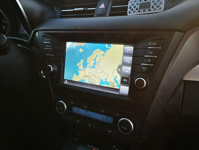 Toyota Avensis Rawa Mazowiecka - zdjęcie 11