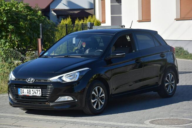 Hyundai i20 1.2B 2018r Klima Grzane Fotele i Kierownica Sprowadzony Majdan Sieniawski - zdjęcie 4