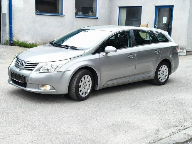 Toyota Avensis Bezwypadkowy, kamera, navi, dok. przebiegu Janów Lubelski - zdjęcie 4