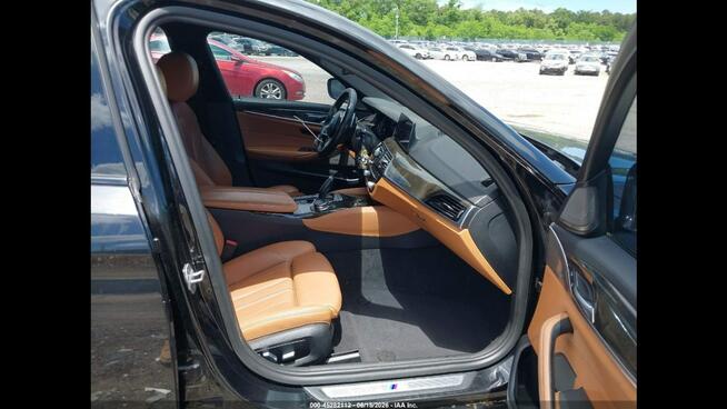 BMW 530 xDrive / M-Pakiet / Piękna konfiguracja Wrocław - zdjęcie 9