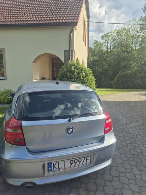 BMW Seria 1 2009 143 KM Pisarzowa - zdjęcie 3